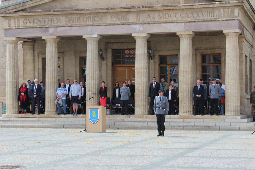 Wieder Lehrgangsteilnehmer feierlich vereidigt