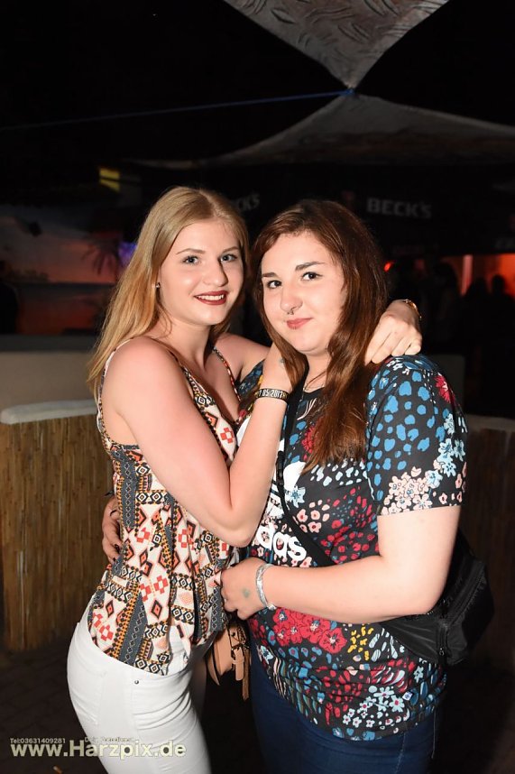 WE HATE HATERS  2017