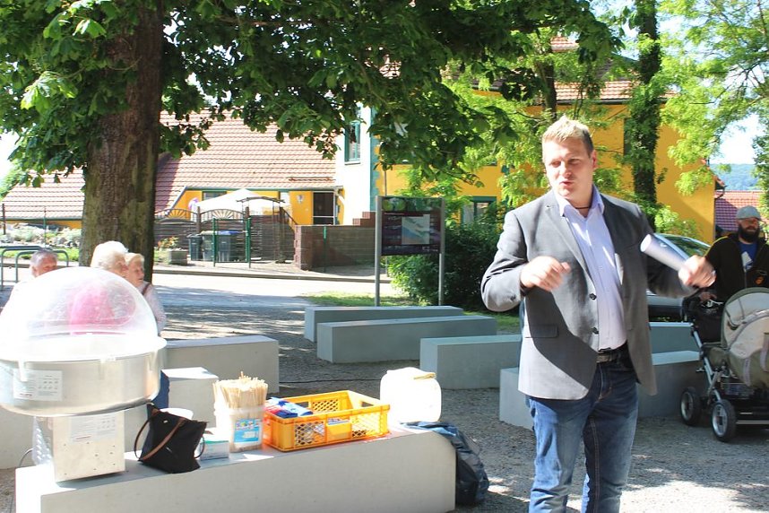 Mehrgenerationen Spielplatz eingeweiht