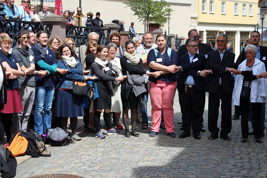 Ehrentafel f&uuml;r Bernhard Wagner enth&uuml;llt