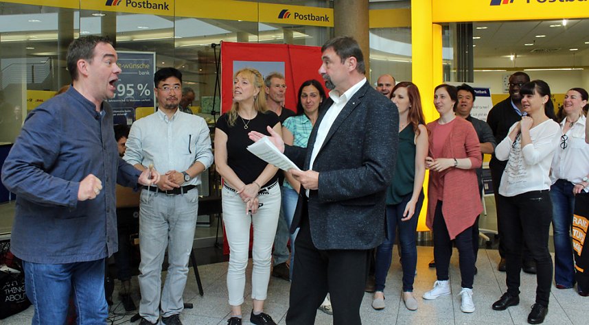 Mit Zimmermannsbleistift dirigiert