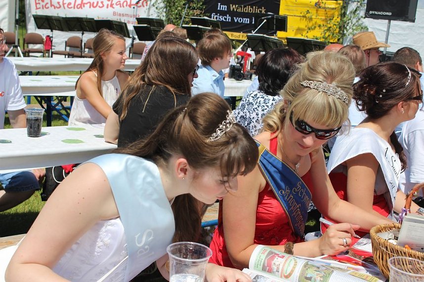 Geheimnis der Hofdamen gel&uuml;ftet