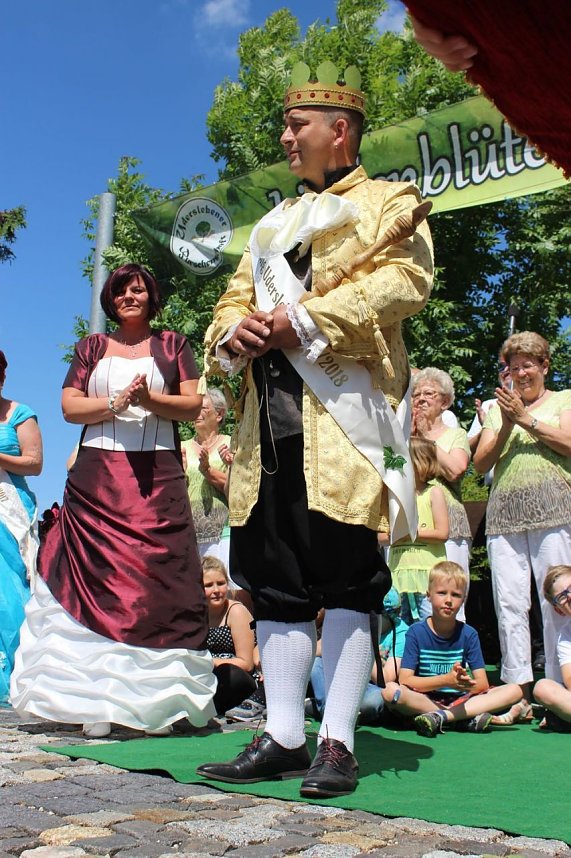 Geheimnis der Hofdamen gel&uuml;ftet