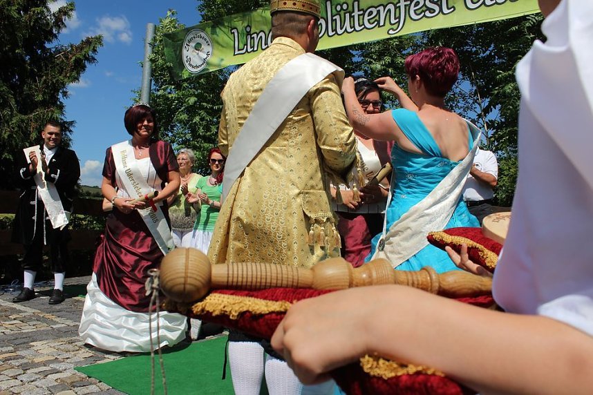 Geheimnis der Hofdamen gel&uuml;ftet