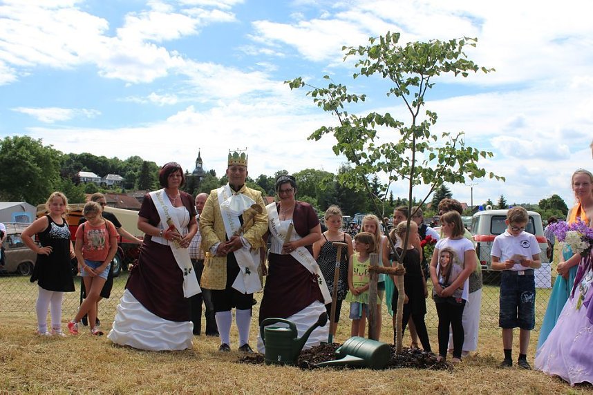 Geheimnis der Hofdamen gel&uuml;ftet
