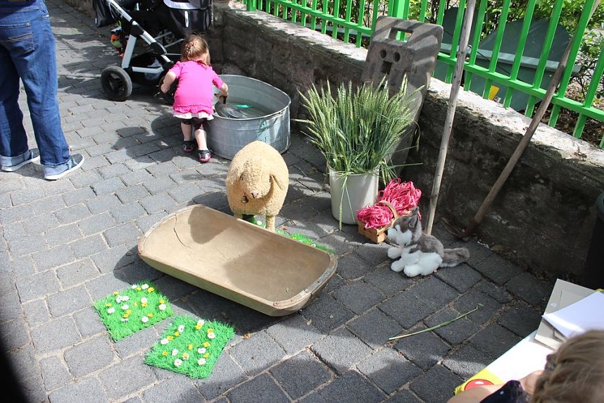 "Gro&szlig;e Schweinerei" vor der Kindervilla