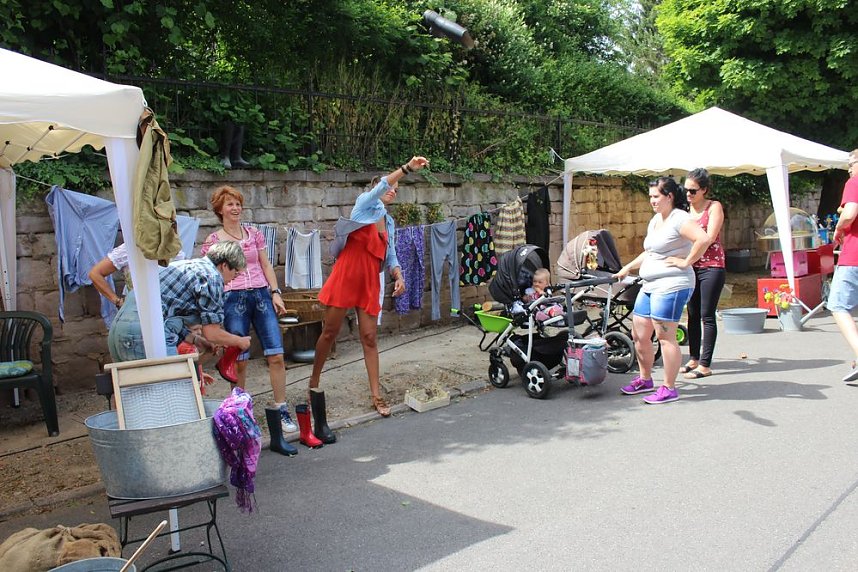 "Gro&szlig;e Schweinerei" vor der Kindervilla