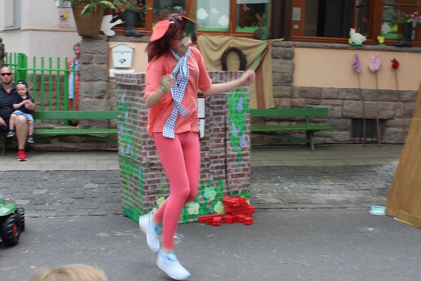 "Gro&szlig;e Schweinerei" vor der Kindervilla