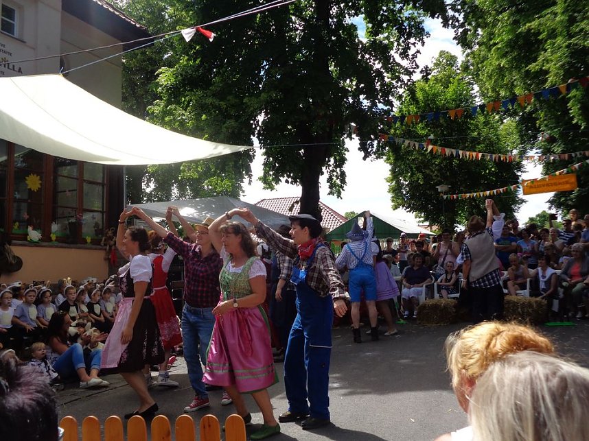 Auf dem Bauernhof war zum 25. Stra&szlig;enfest etwas los