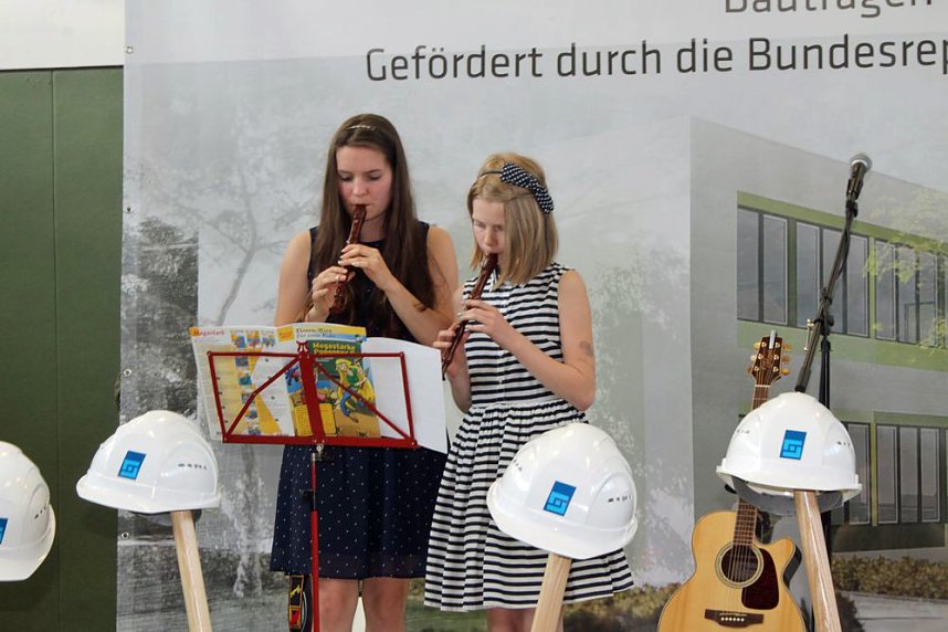 Spatenstich f&uuml;r Franzbergschule erfolgt