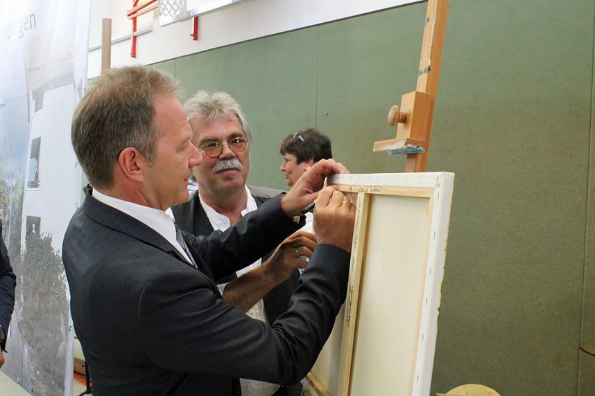 Spatenstich f&uuml;r Franzbergschule erfolgt