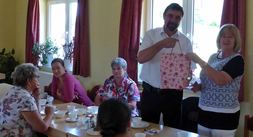 B&uuml;rgermeister beim Fr&uuml;hst&uuml;ck