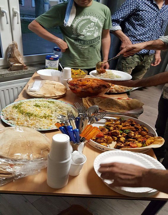 Sp&auml;tes Abendbrot im Haus der Jugend