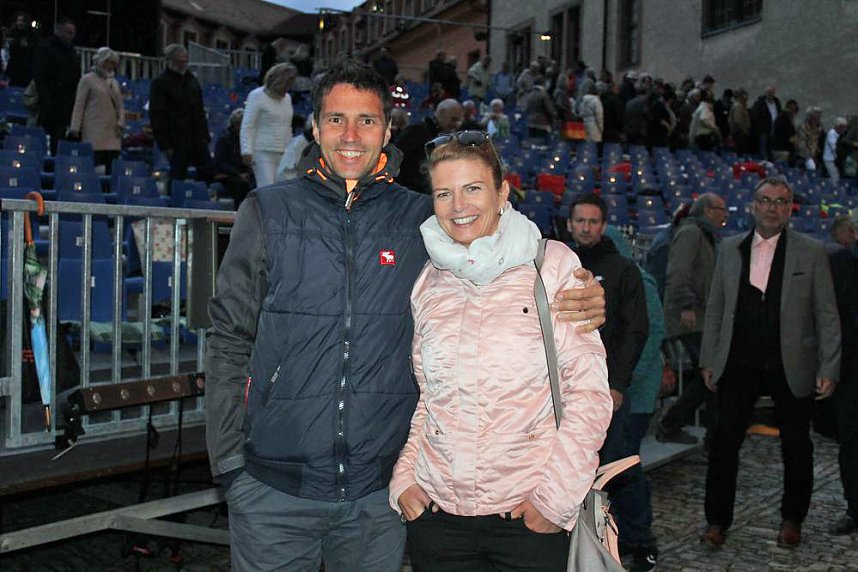 Premierengefl&uuml;ster