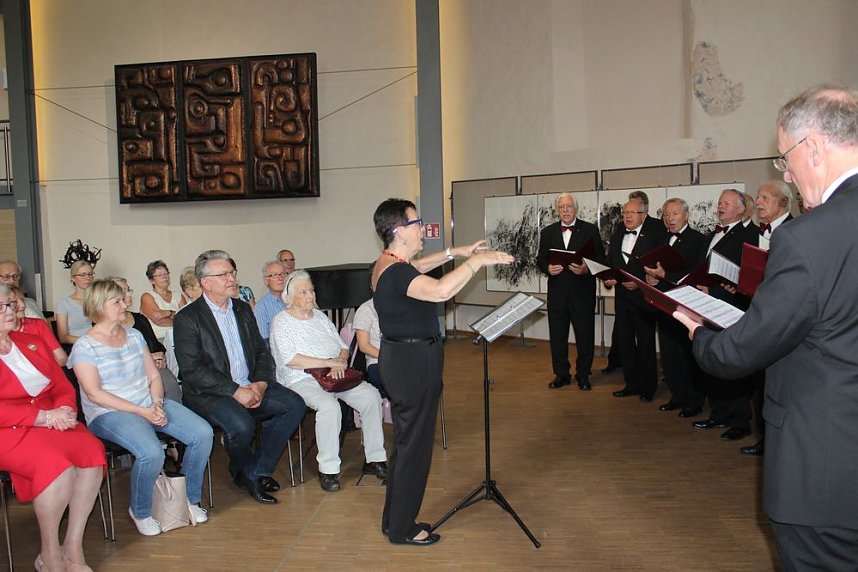 Bau B&uuml;rgerzentrum Cruciskirche abgeschlossen