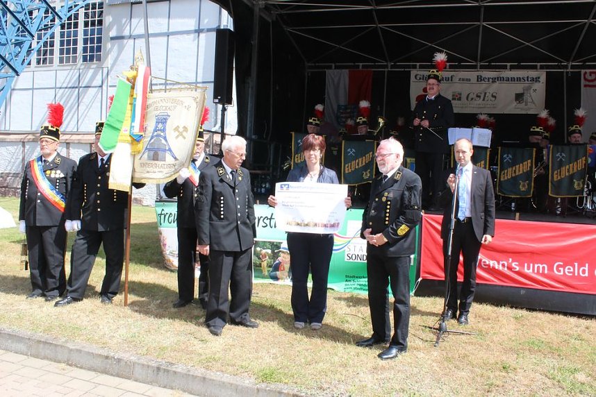 Nicht nur Bergleute feierten