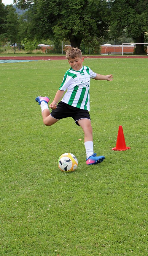 Fu&szlig;ballferienschule immer attraktiver