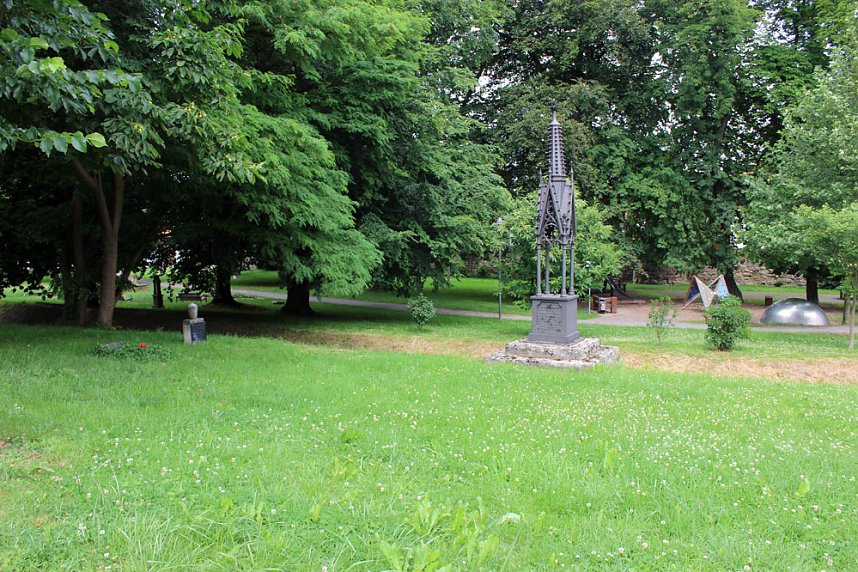 Informationstafel angeregt