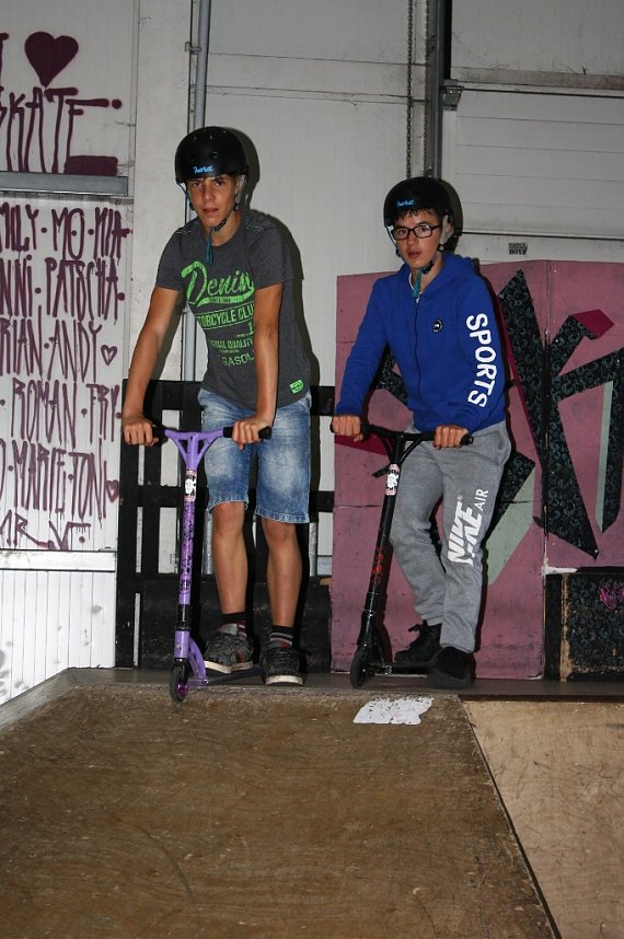 Paddeltour, Kletterturm und Denglisch�