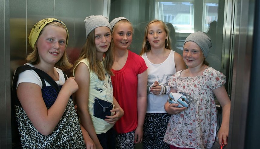 Kinder & Jugendliche n&auml;hen