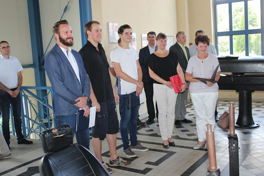 Bergbautechnologen beendeten Ausbildung