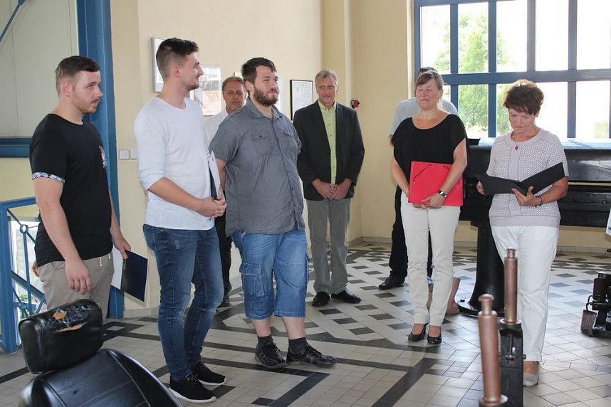 Bergbautechnologen beendeten Ausbildung