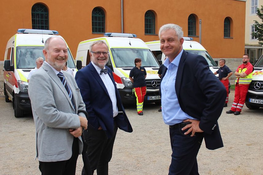 24 wertvolle "Kutschen" &uuml;bergeben