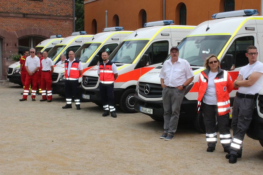 24 wertvolle "Kutschen" &uuml;bergeben