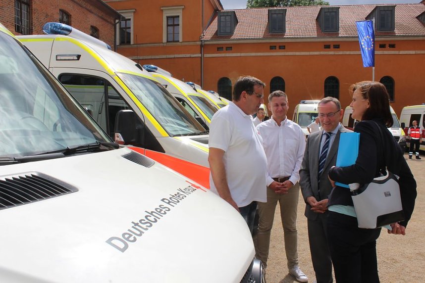 24 wertvolle "Kutschen" &uuml;bergeben