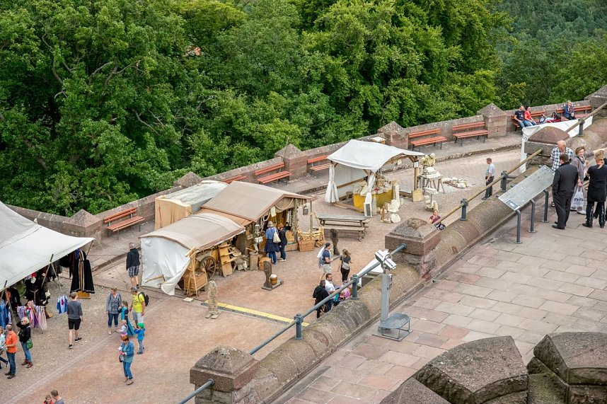 Mittelalterliches Treiben am Kyffh&auml;user