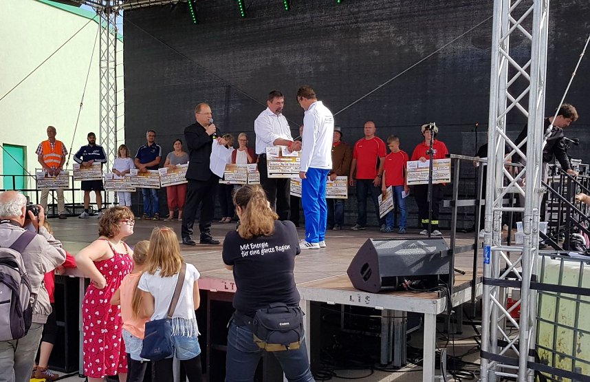 Spiel, Satz & Sieg f&uuml;r den Tennisverein!