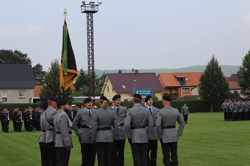 Feierliche  Vereidigung in Berka