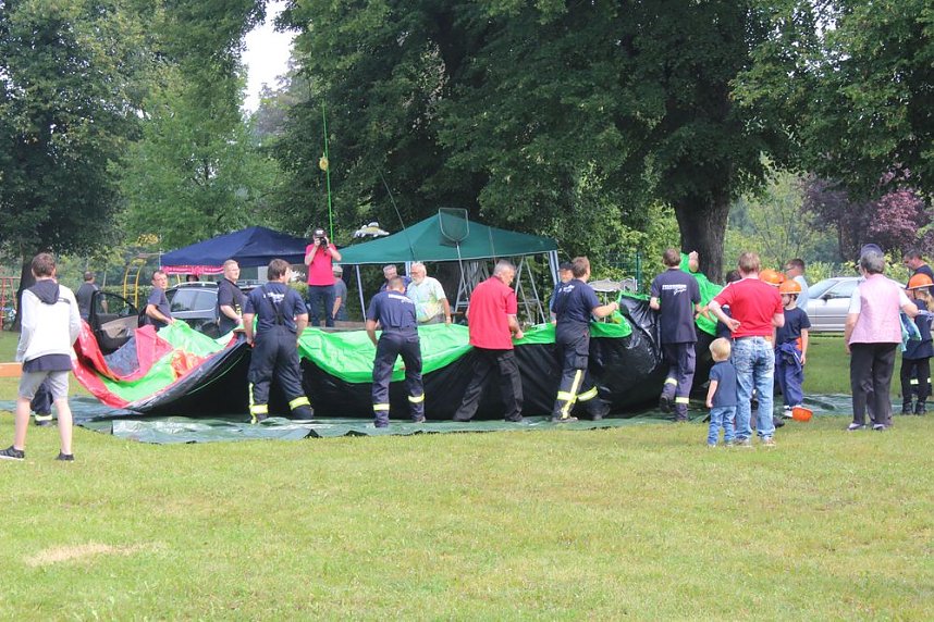  Vereine feiern mit den Kameraden der FFW