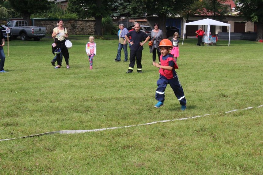  Vereine feiern mit den Kameraden der FFW