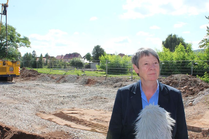 Feierlicher Spatenstich