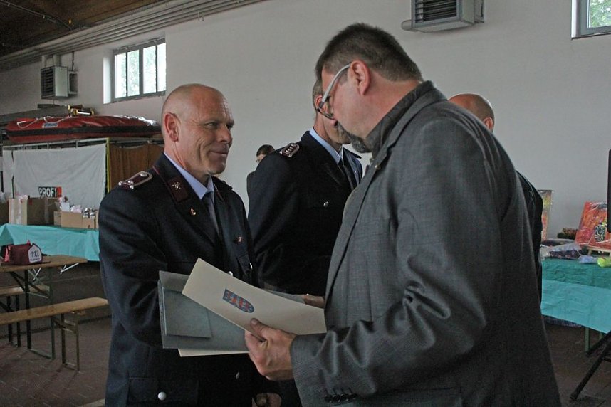 Feuerwehr buntem Programm