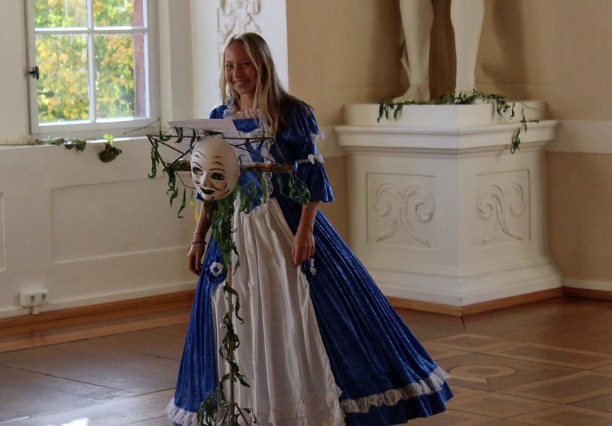 G&uuml;ldener Herbst im Schloss