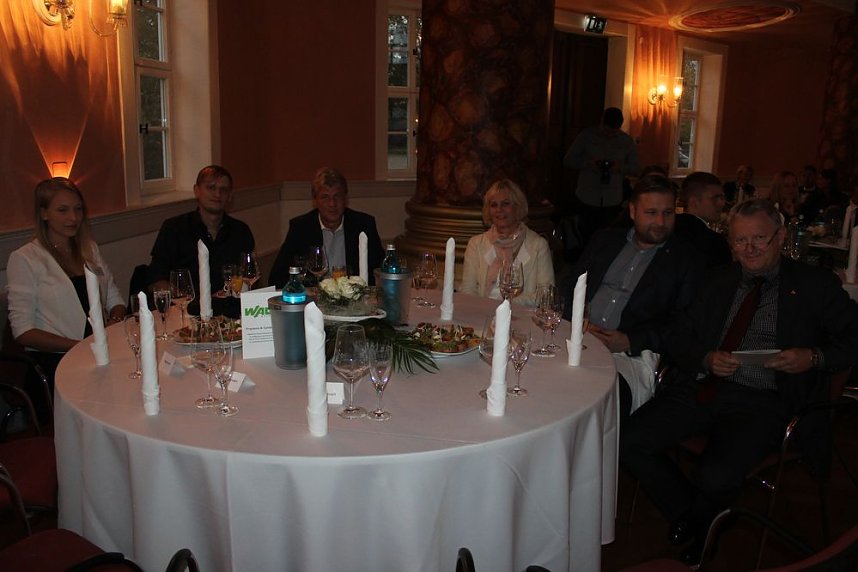  Ausgezeichnete Pr&uuml;fungsleistungen belohnt