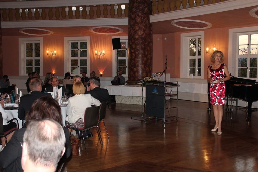  Ausgezeichnete Pr&uuml;fungsleistungen belohnt