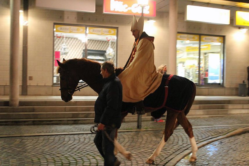 &Ouml;kumenische Martinsfeier durchgef&uuml;hrt