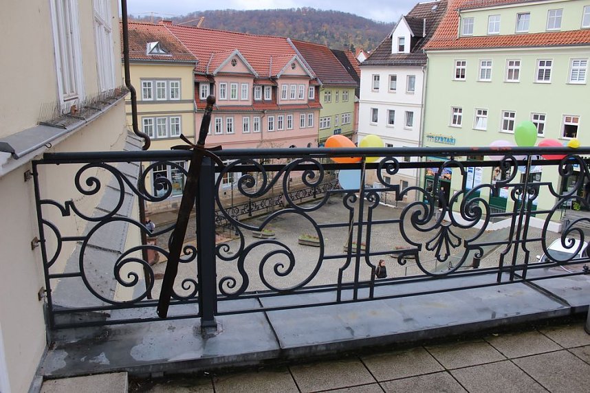 Rathaus "gepl&uuml;ndert"