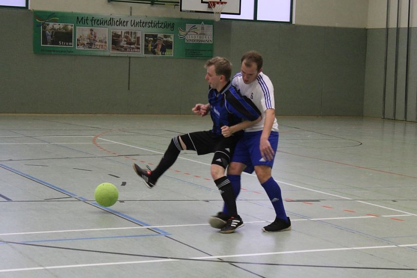 Cup-Verteidiger wurde gefordert