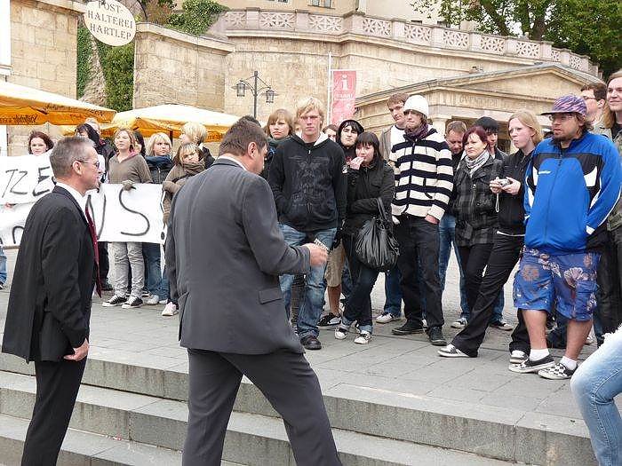 Demo f&uuml;r Atze Schirm