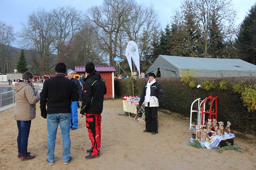 4. Weihnachtsmarkt am Bebraer Teich