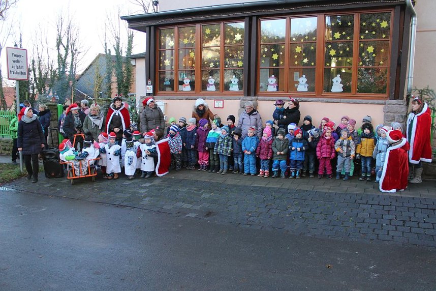 Weihnachtsmarkt an der Kindervilla