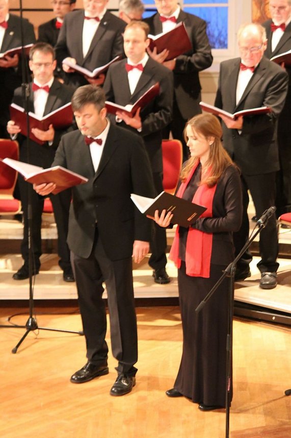 Weihnachtswunsch: Friede und Menschlichkeit