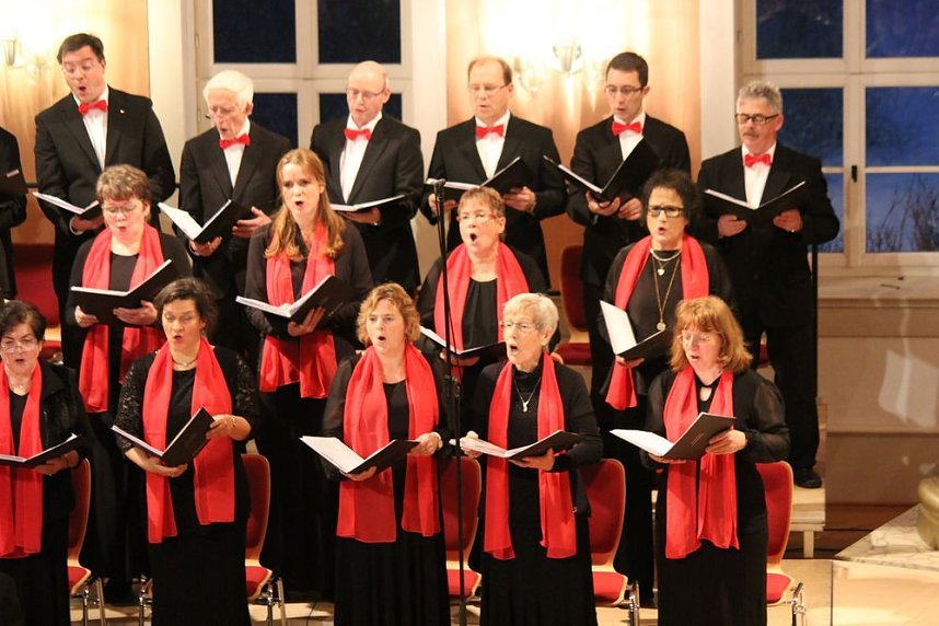 Weihnachtswunsch: Friede und Menschlichkeit