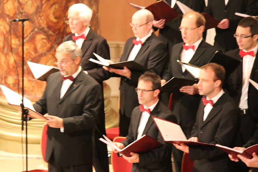 Weihnachtswunsch: Friede und Menschlichkeit