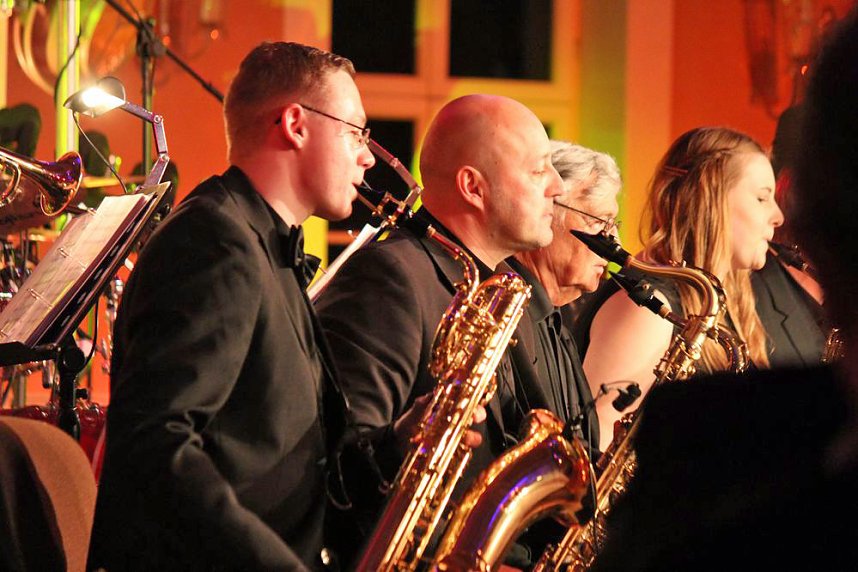 Stehende Ovationen im Achteckhaus