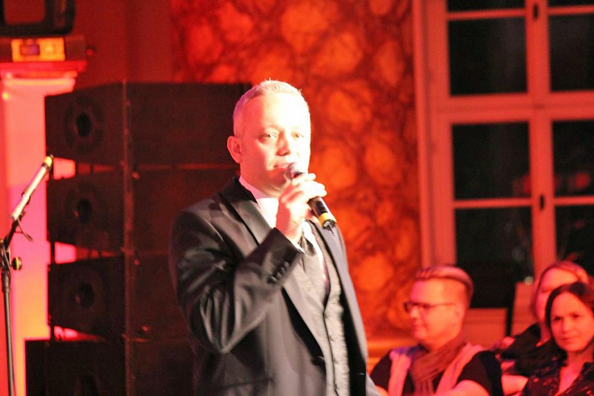 Stehende Ovationen im Achteckhaus